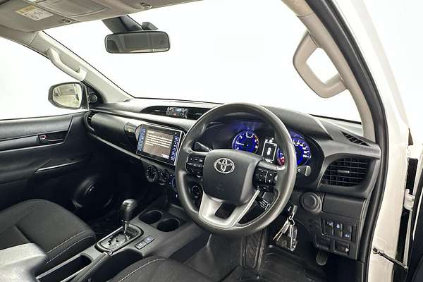 2020 Toyota Hilux SR GUN126R 4X4