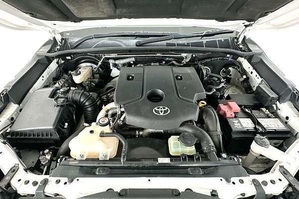 2020 Toyota Hilux SR GUN126R 4X4