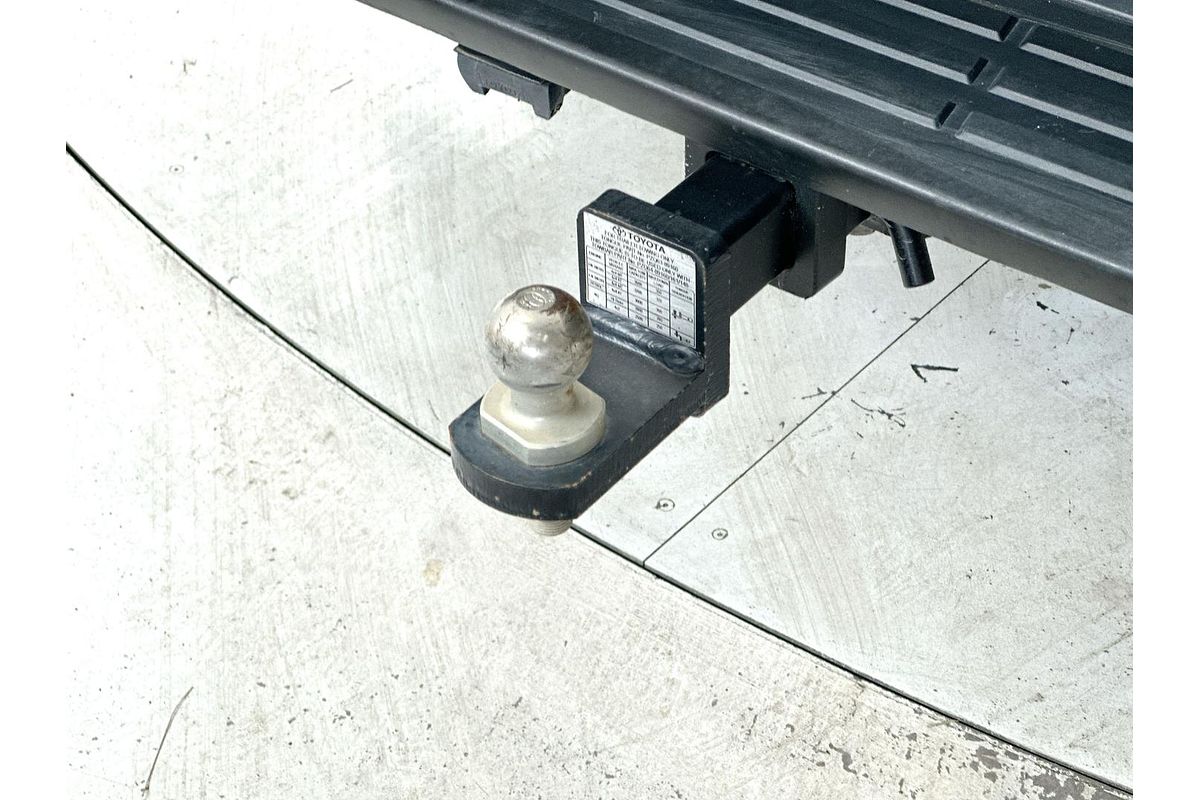 2020 Toyota Hilux SR GUN126R 4X4