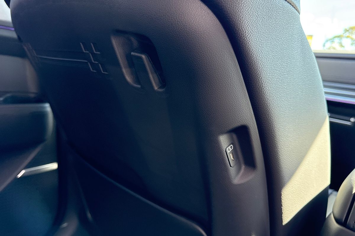 2025 Hyundai Santa Fe Hybrid Elite MX5.V1