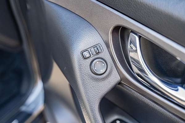 2015 Nissan X-TRAIL ST T32