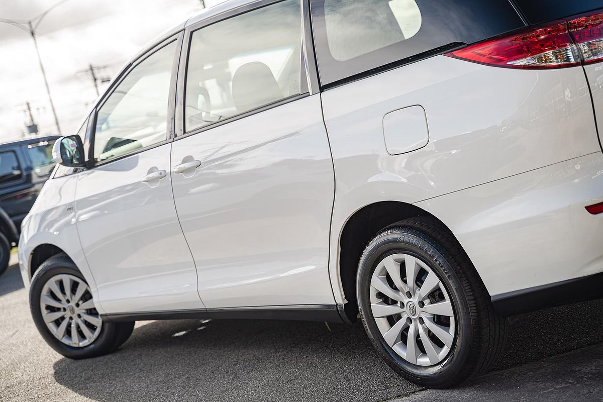 2015 Toyota Tarago GLi ACR50R