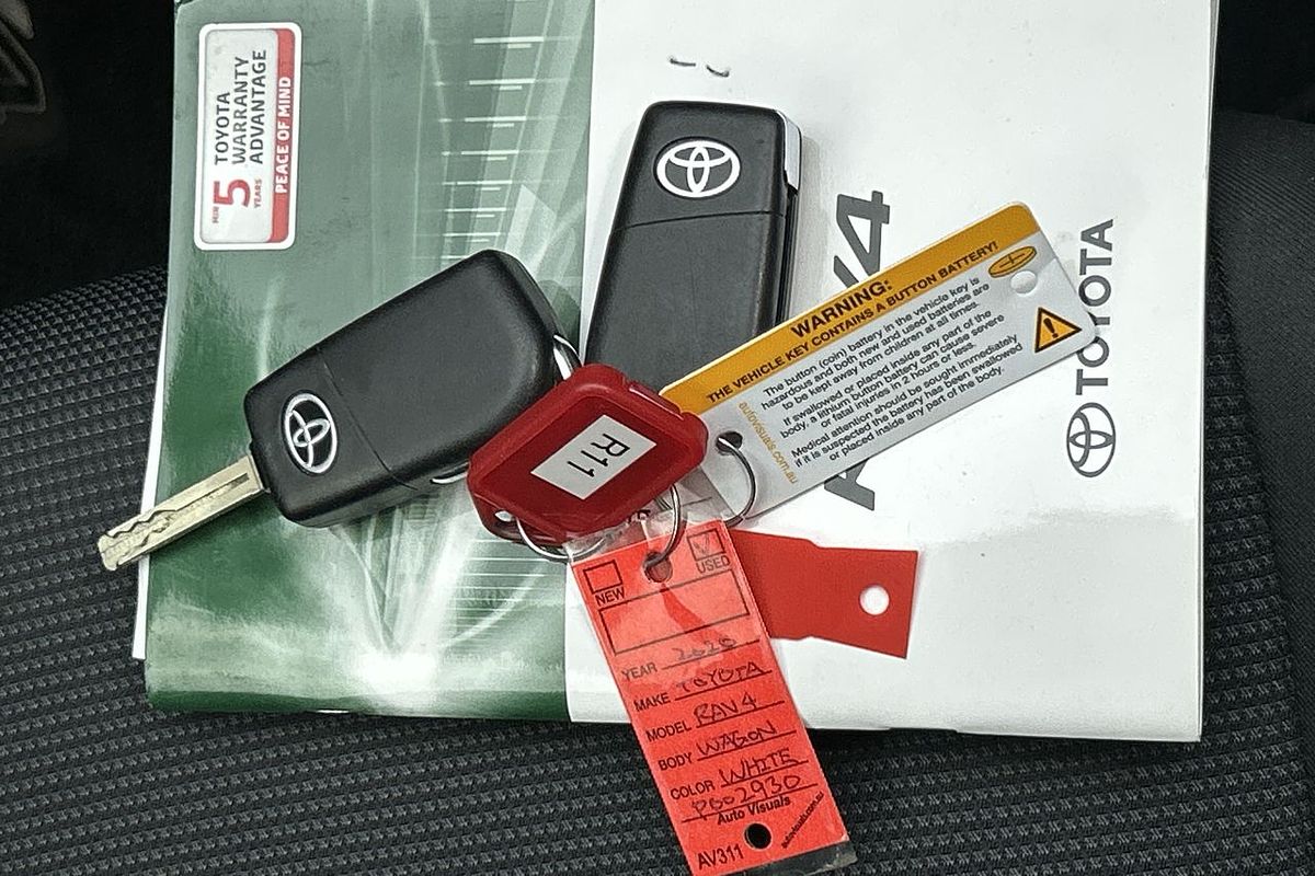 2020 Toyota RAV4 GX MXAA52R