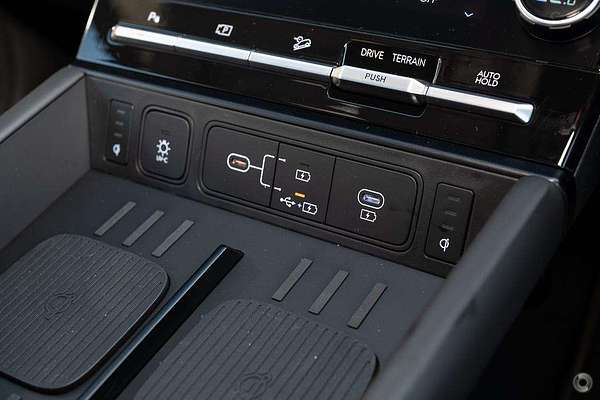 2025 Hyundai Santa Fe Hybrid Calligraphy MX5.V1