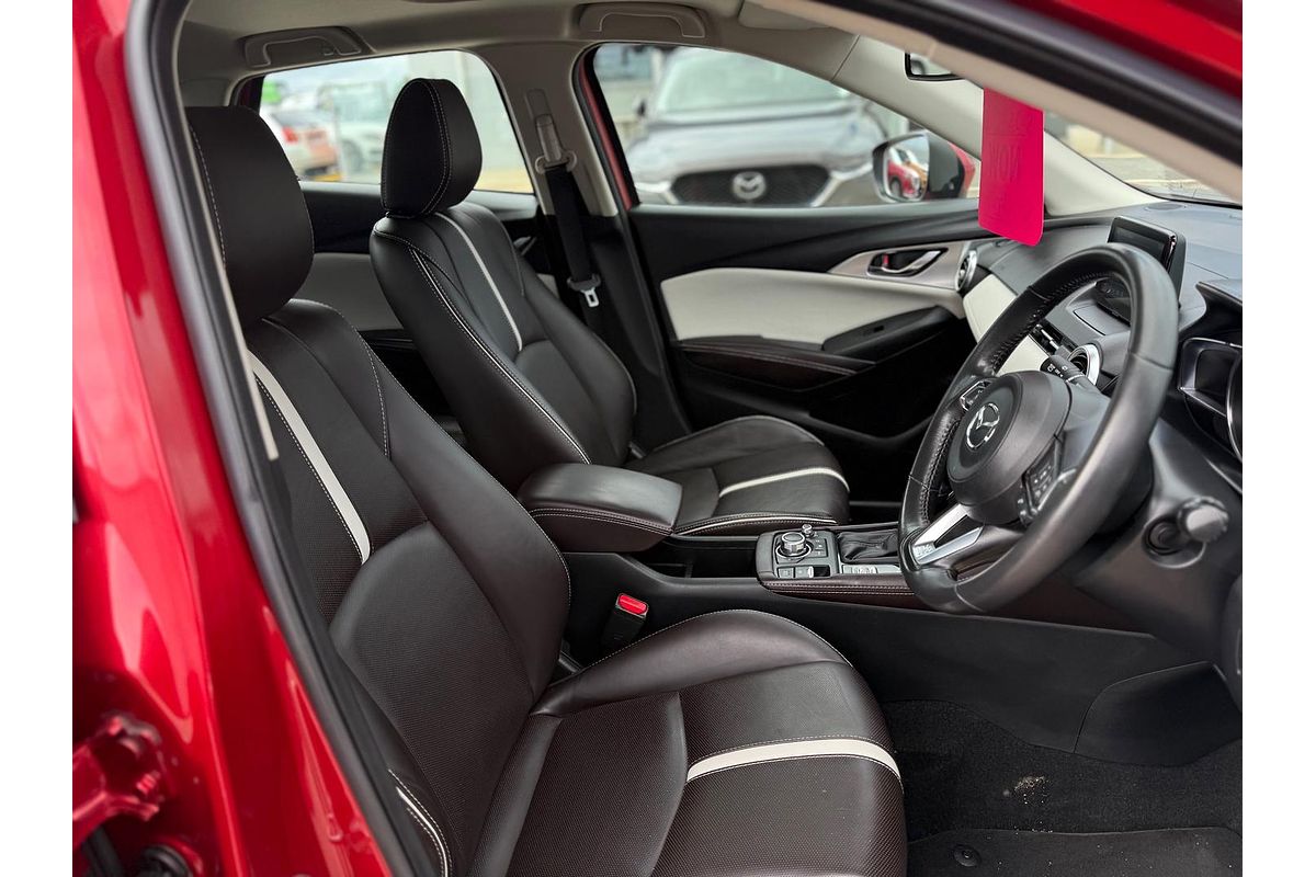 2018 Mazda CX-3 Akari LE DK