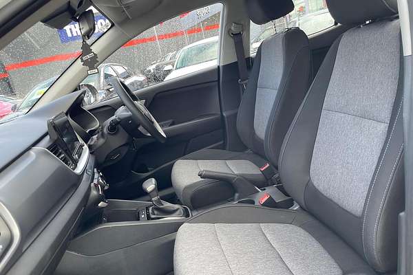 2024 Kia Stonic S YB