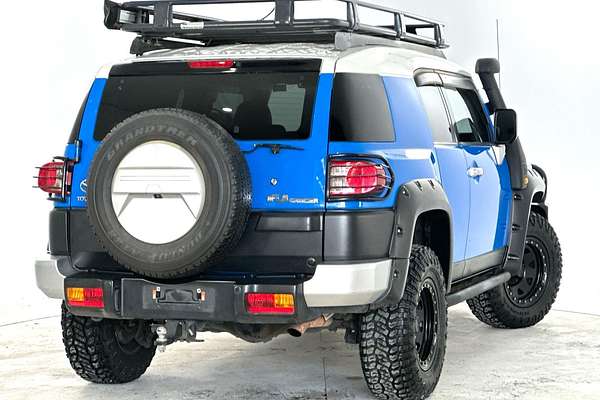 2011 Toyota FJ Cruiser GSJ15R