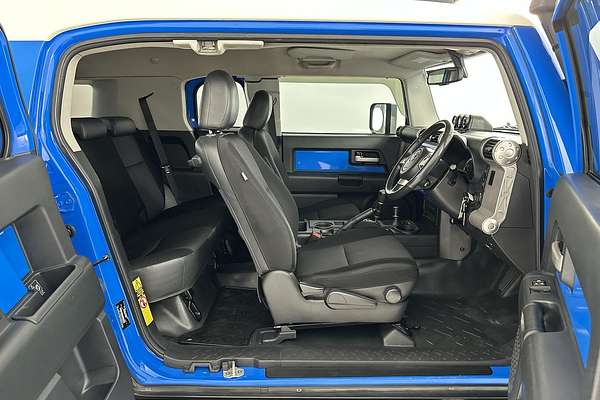 2011 Toyota FJ Cruiser GSJ15R