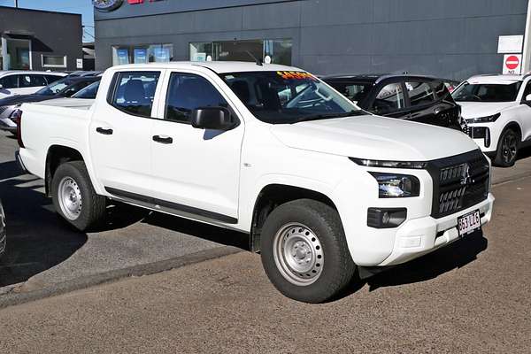 2024 Mitsubishi Triton GLX MV 4X4