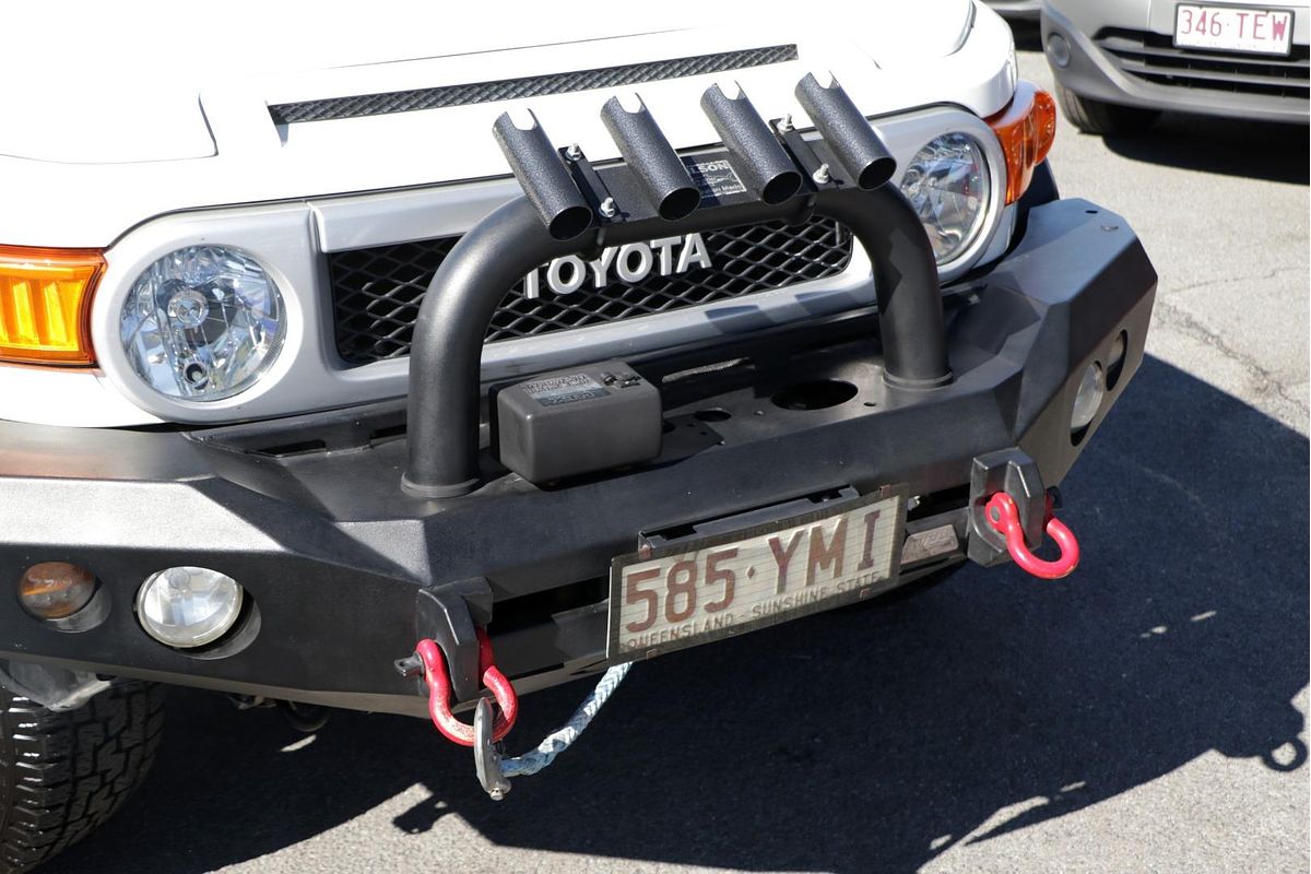 2011 Toyota FJ Cruiser GSJ15R