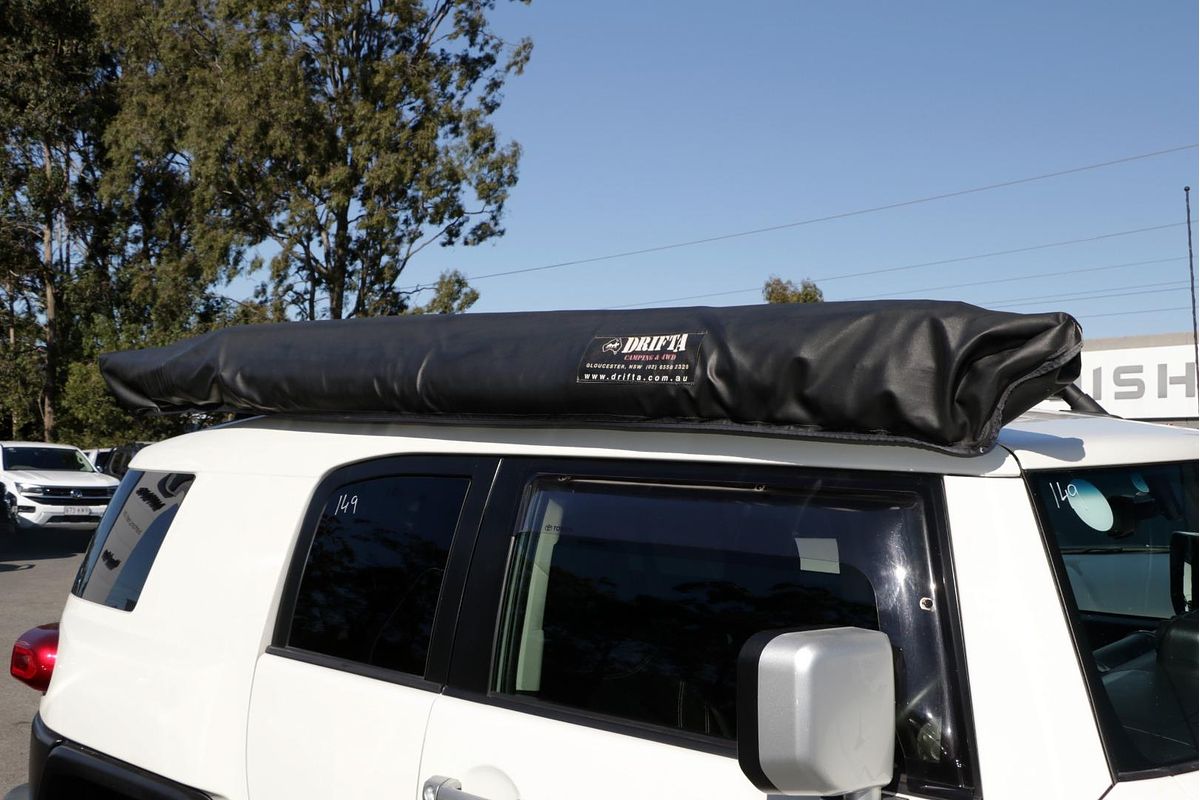 2011 Toyota FJ Cruiser GSJ15R