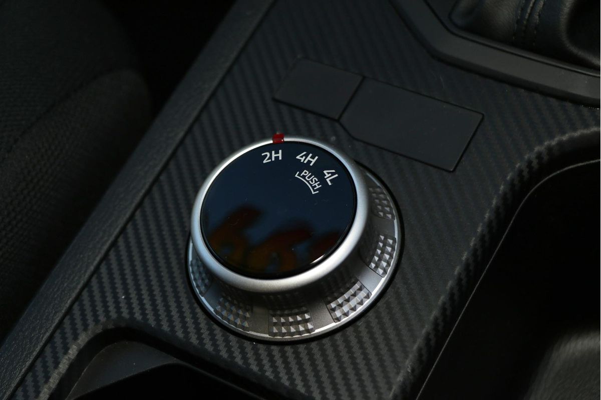 2024 Mitsubishi Triton GLX MV 4X4
