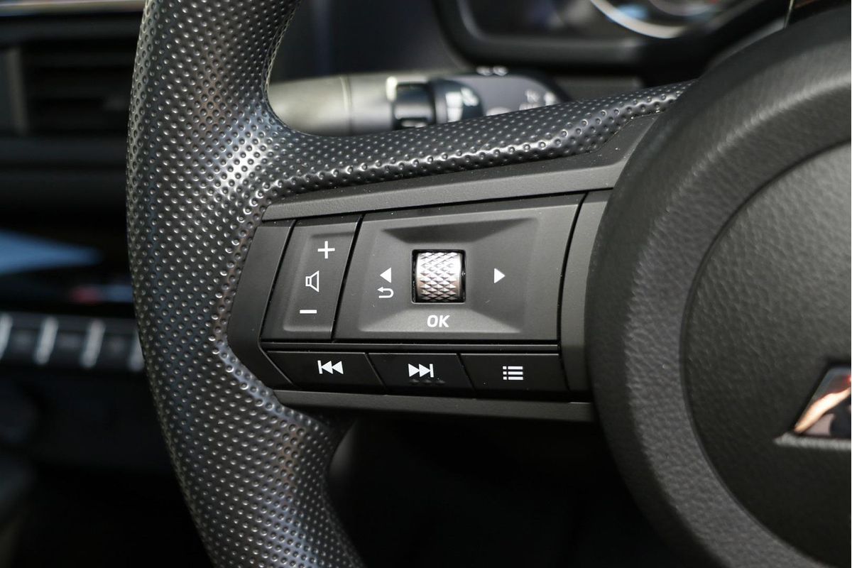 2024 Mitsubishi Triton GLX MV 4X4