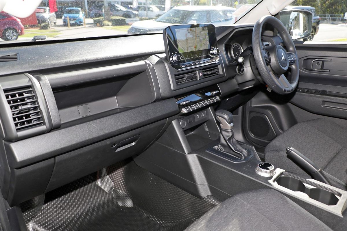 2025 Mitsubishi Triton GLX MV 4X4