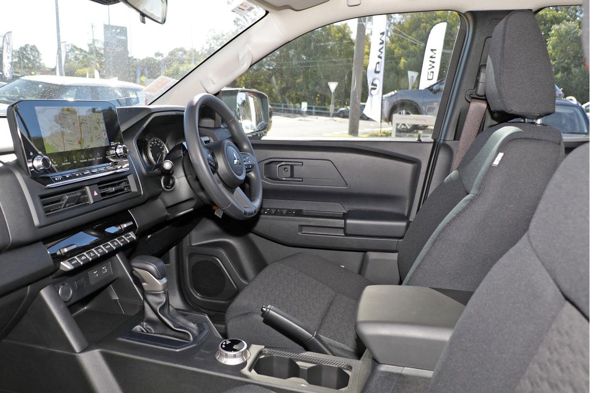 2025 Mitsubishi Triton GLX MV 4X4