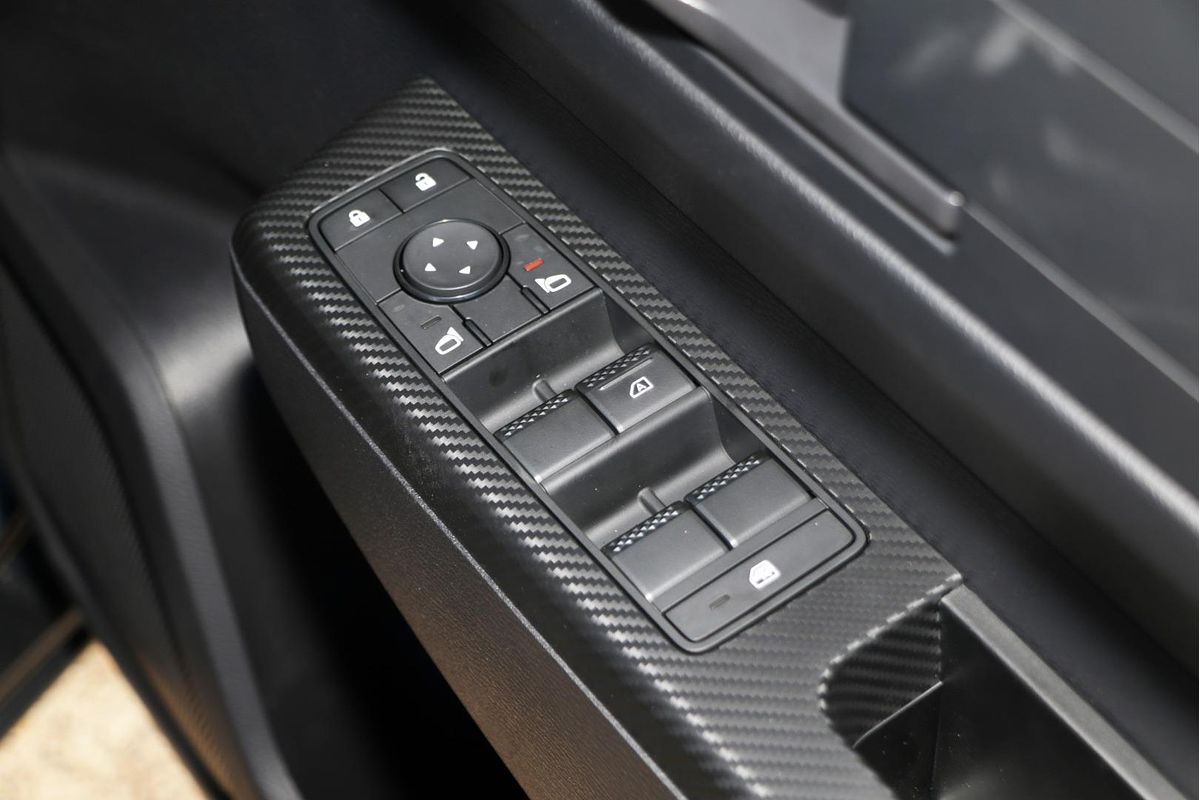 2025 Mitsubishi Triton GLX MV 4X4