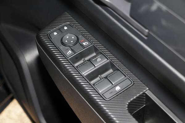 2025 Mitsubishi Triton GLX MV 4X4