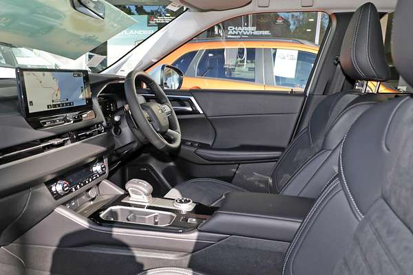2025 Mitsubishi Outlander Aspire ZM