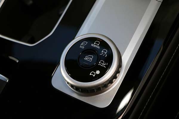 2025 Mitsubishi Outlander Aspire ZM