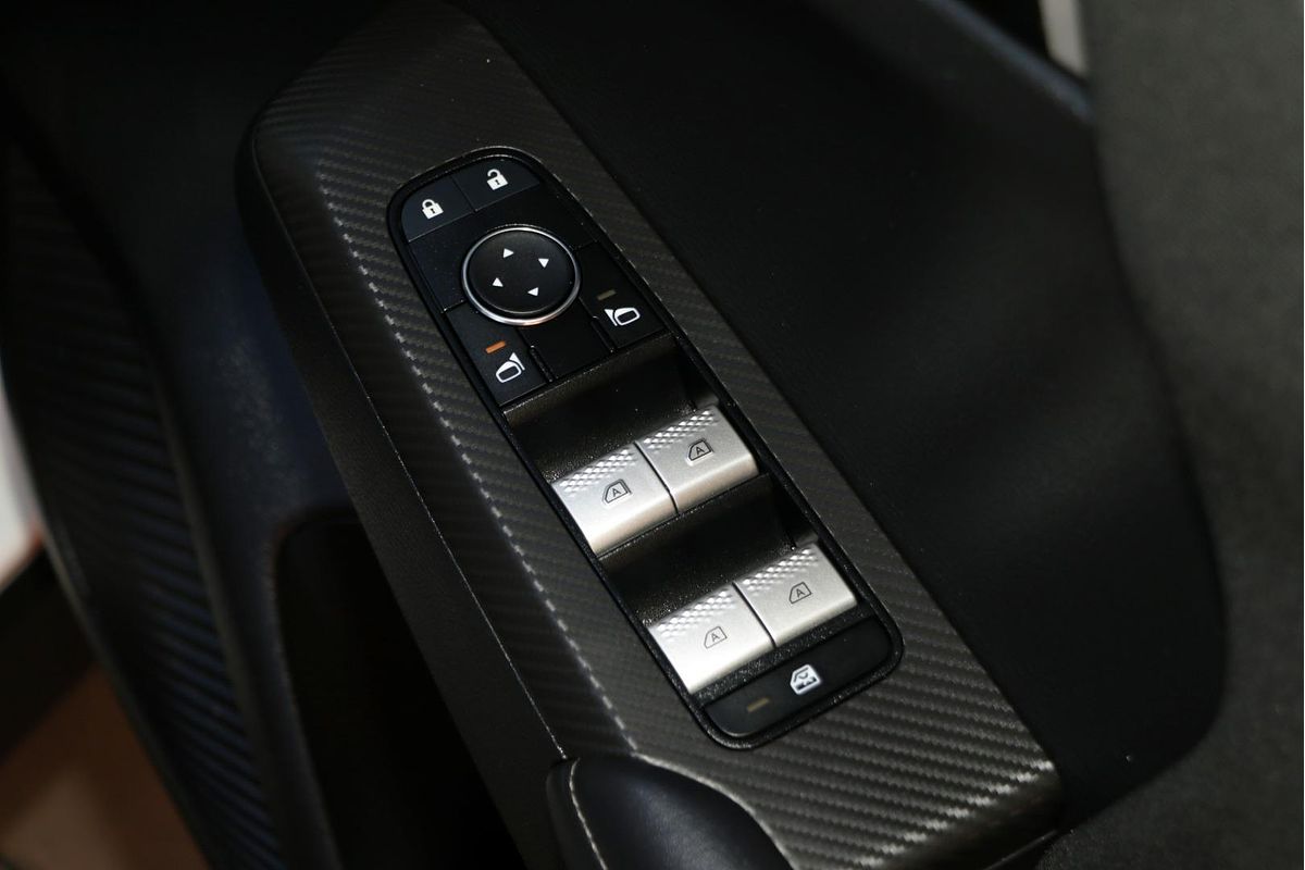 2024 Mitsubishi Outlander ES ZM