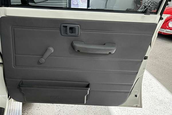 2010 Toyota Landcruiser Workmate VDJ76R