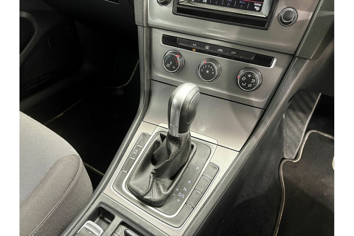2015 Volkswagen Golf 90TSI Comfortline 7