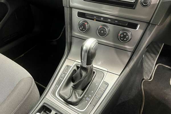 2015 Volkswagen Golf 90TSI Comfortline 7