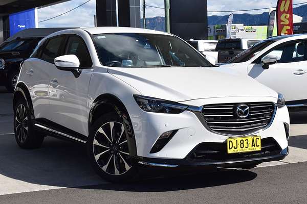 2023 Mazda CX-3 sTouring DK