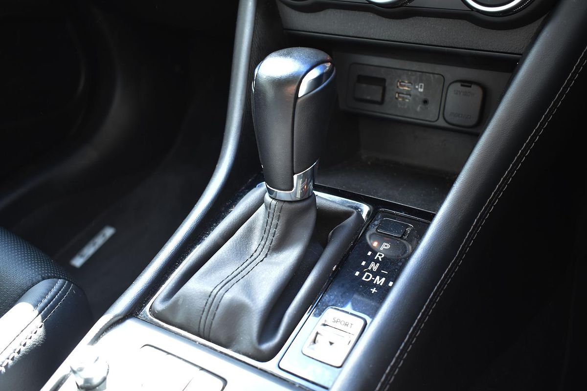 2023 Mazda CX-3 sTouring DK