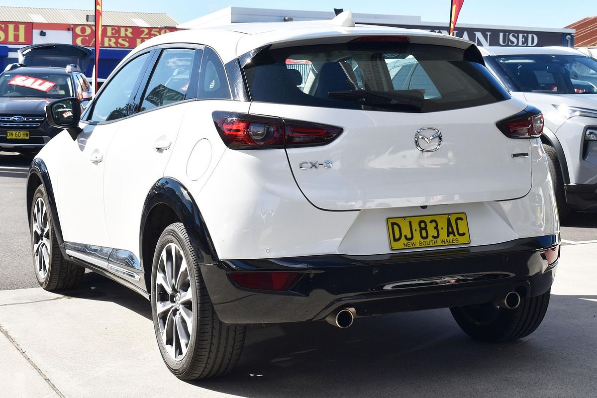 2023 Mazda CX-3 sTouring DK