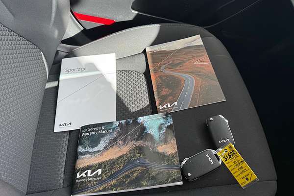 2023 Kia Sportage S NQ5