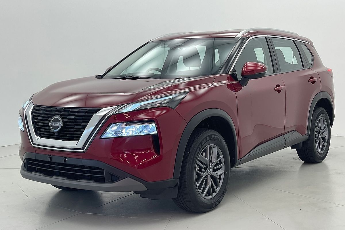 2024 Nissan X-TRAIL ST T33