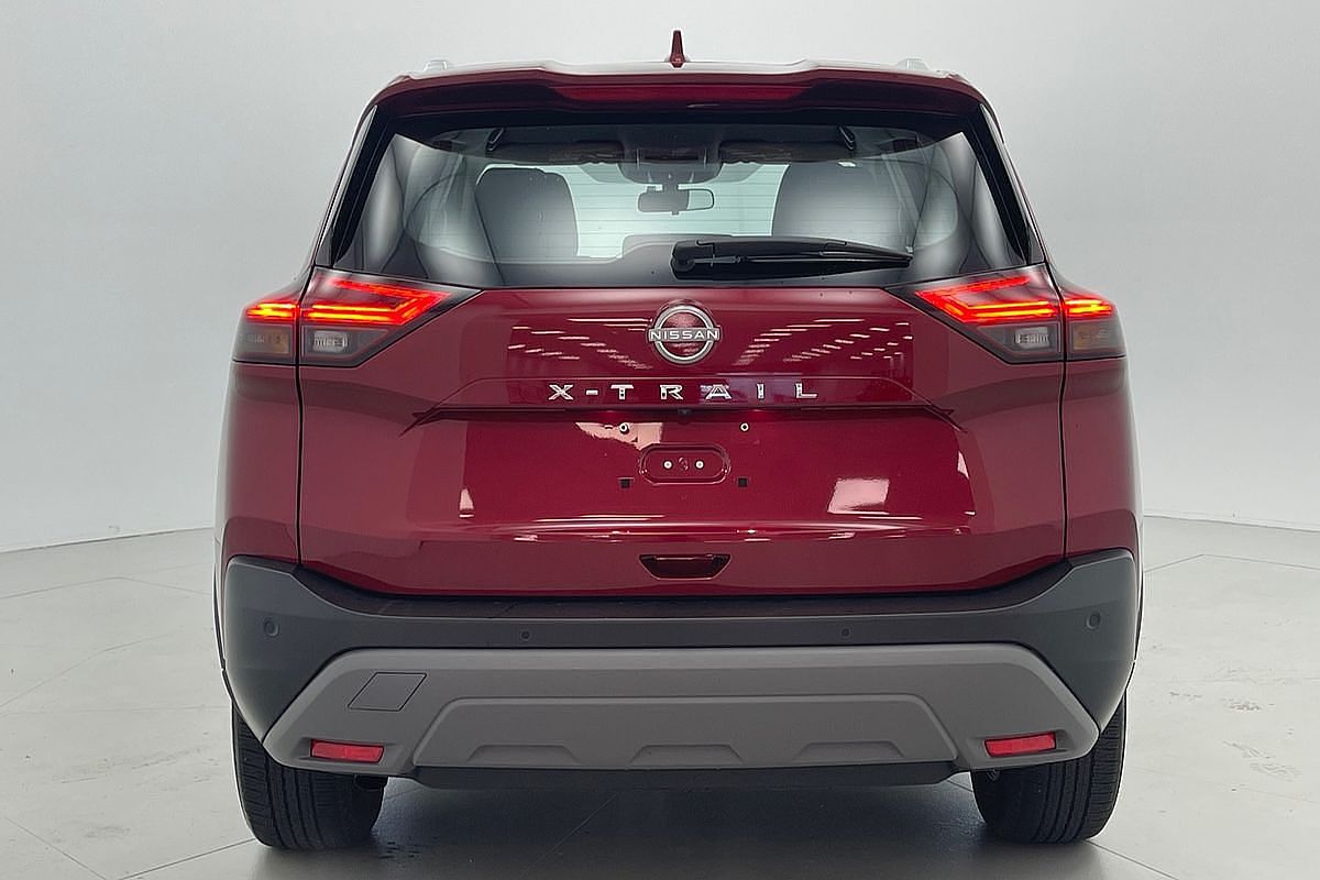 2024 Nissan X-TRAIL ST T33