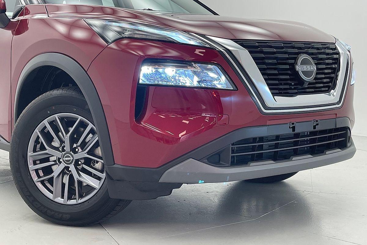 2024 Nissan X-TRAIL ST T33
