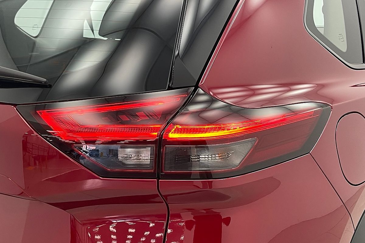 2024 Nissan X-TRAIL ST T33