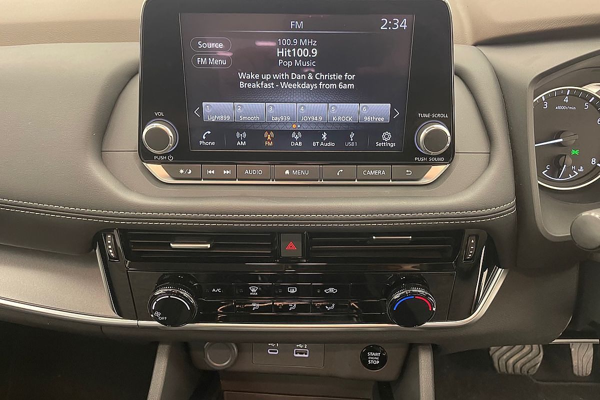 2024 Nissan X-TRAIL ST T33