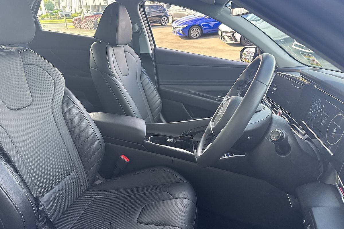 2024 Hyundai i30 Elite Hybrid CN7.V2