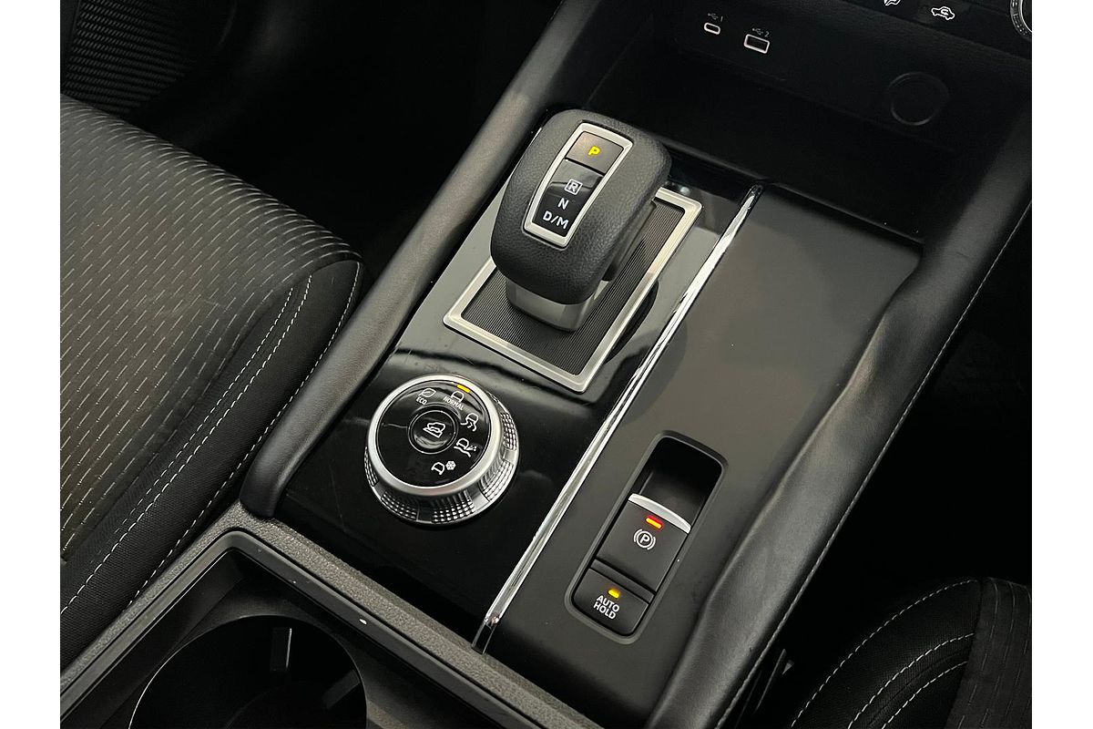 2023 Mitsubishi Outlander ES ZM