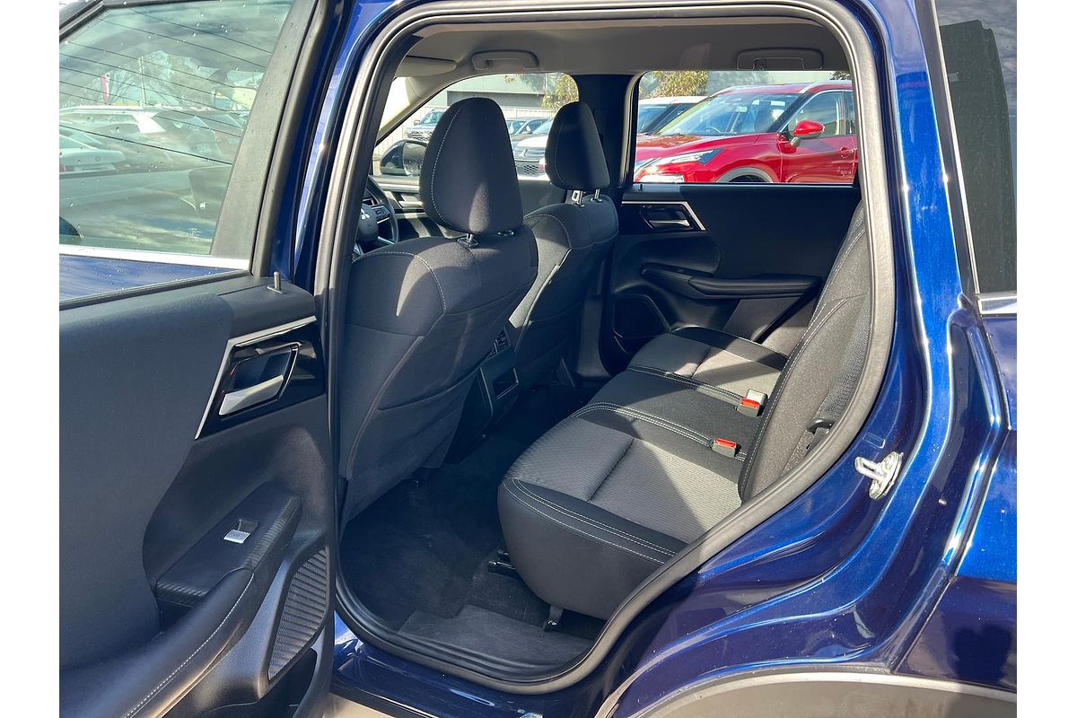 2023 Mitsubishi Outlander ES ZM