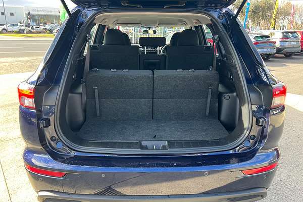 2023 Mitsubishi Outlander ES ZM