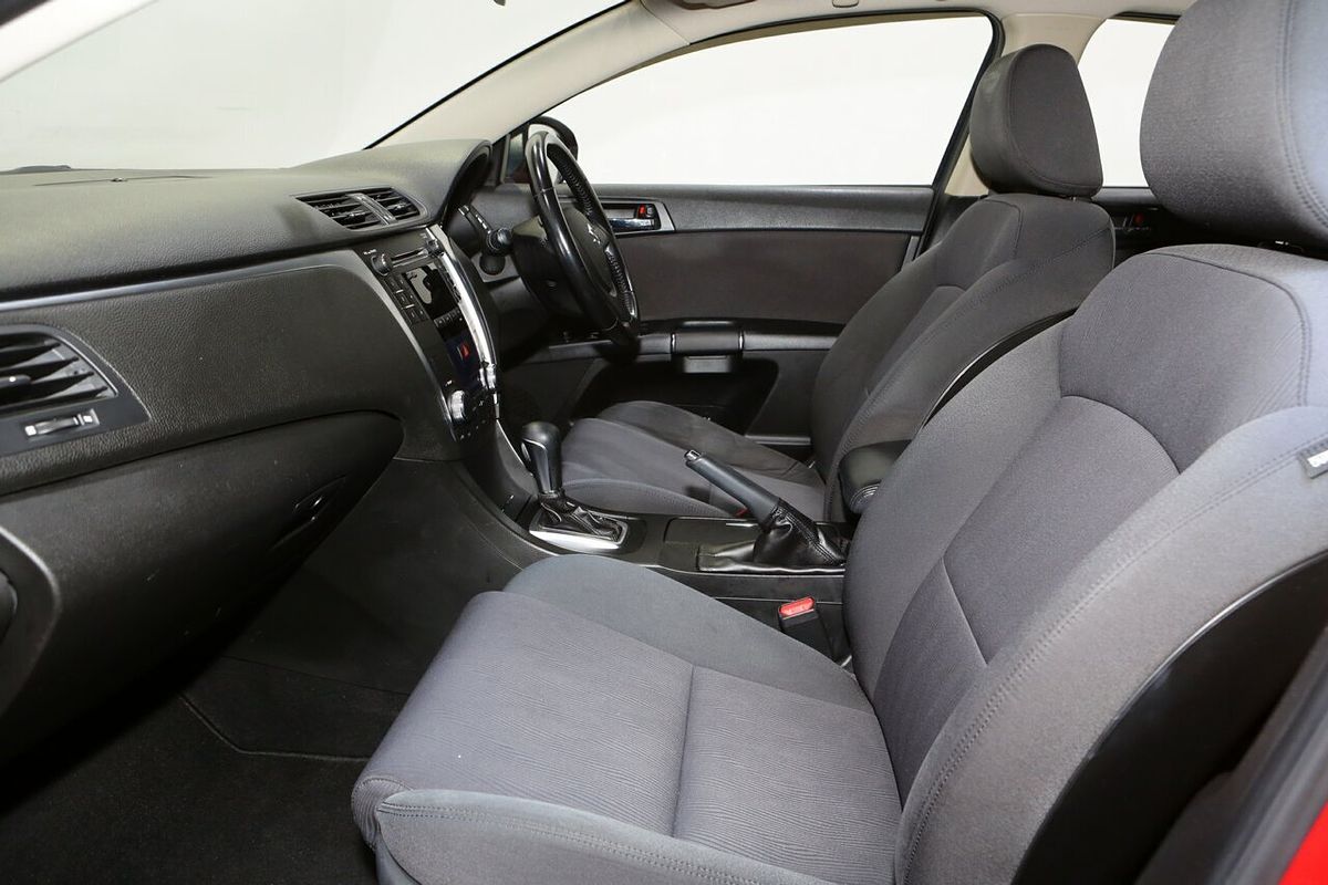 2012 Suzuki Kizashi Touring FR