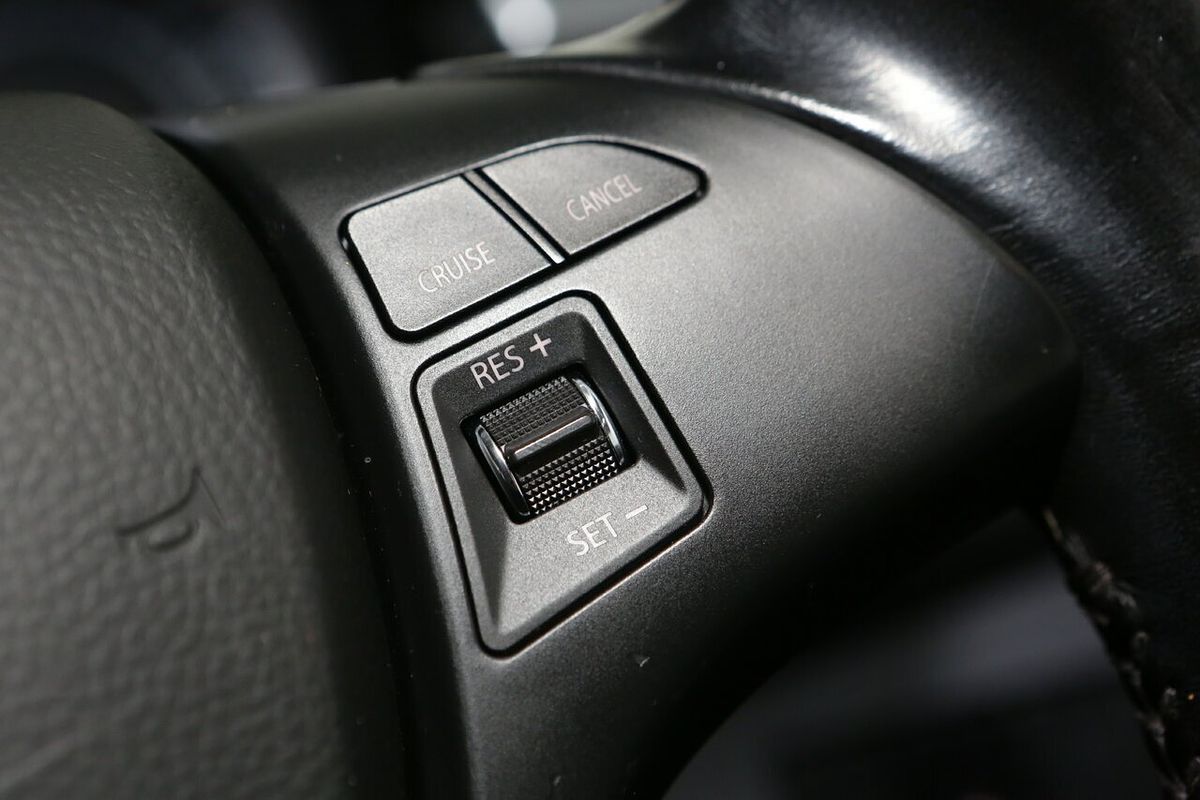 2012 Suzuki Kizashi Touring FR