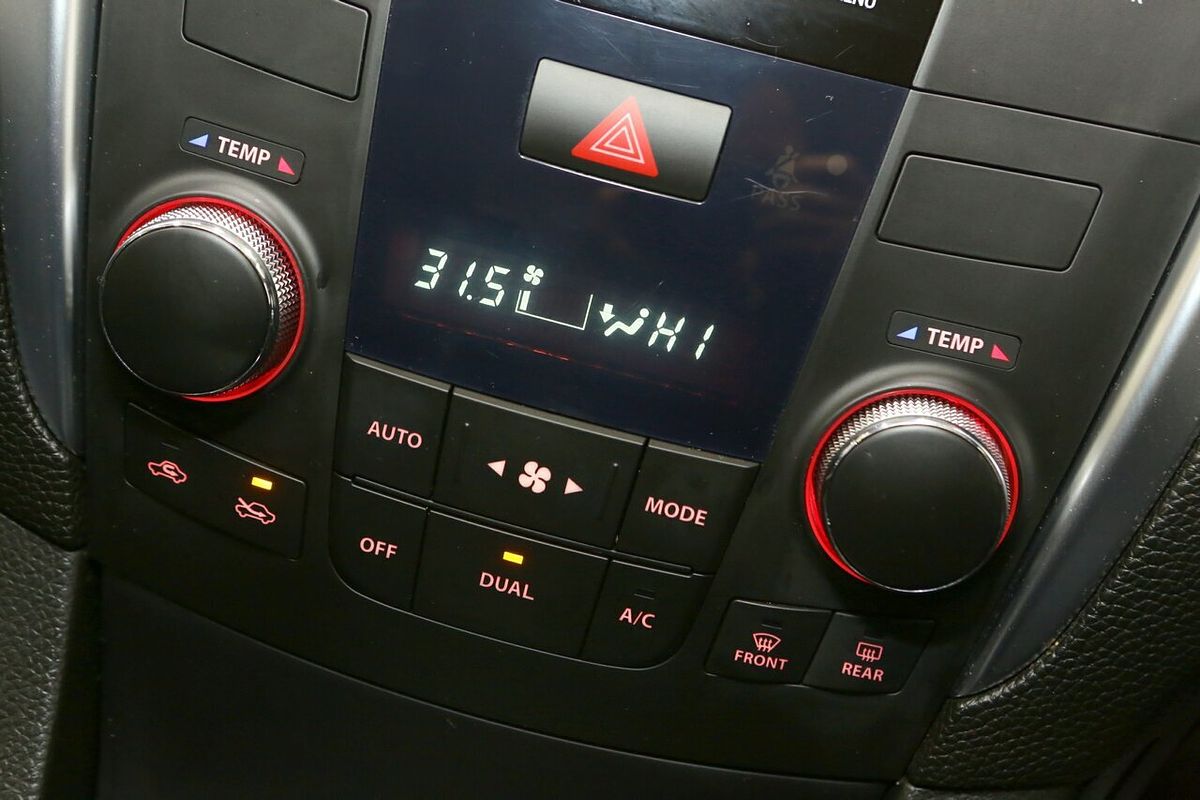 2012 Suzuki Kizashi Touring FR