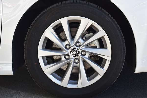 2024 Toyota Camry Ascent AXVH70R