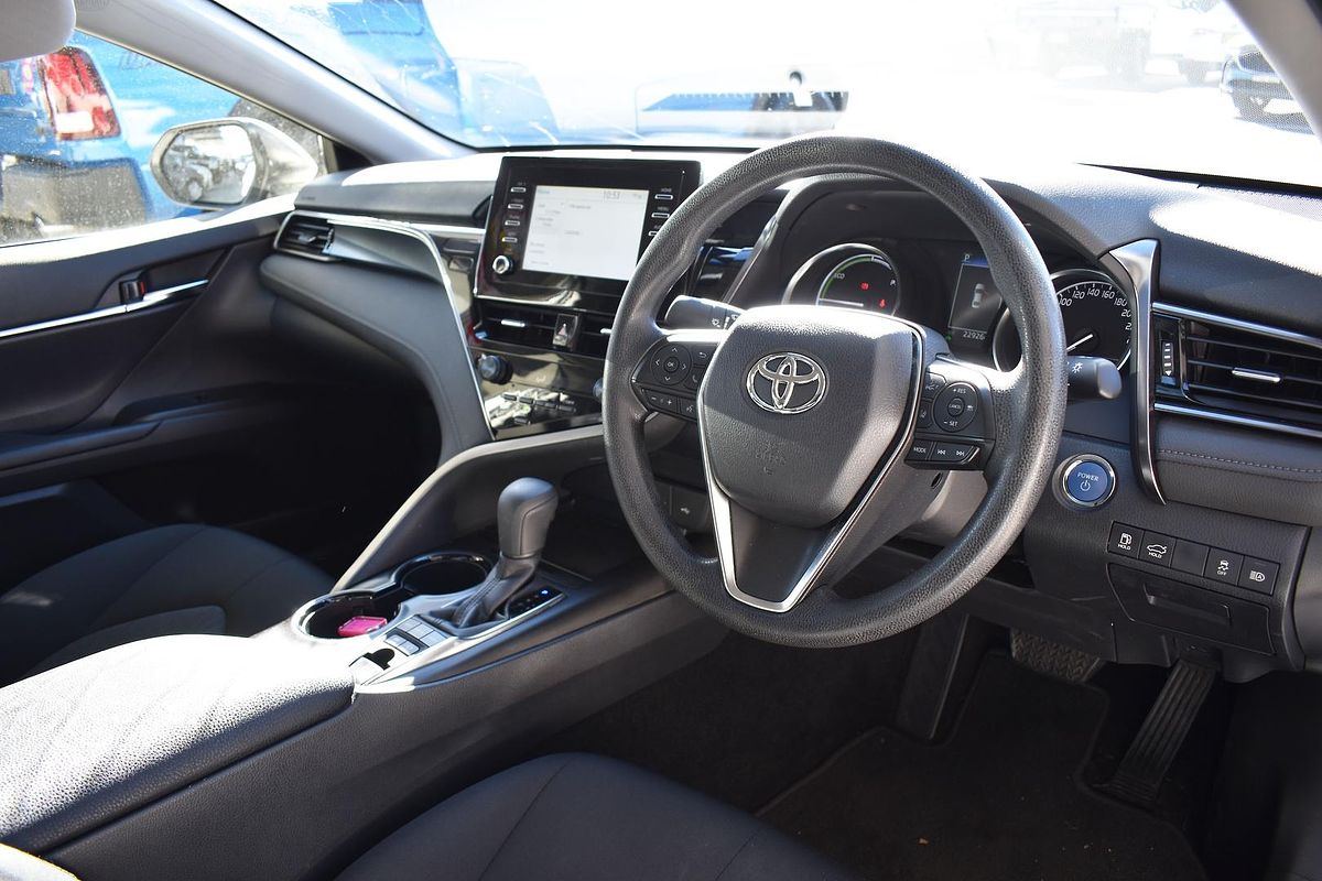 2024 Toyota Camry Ascent AXVH70R