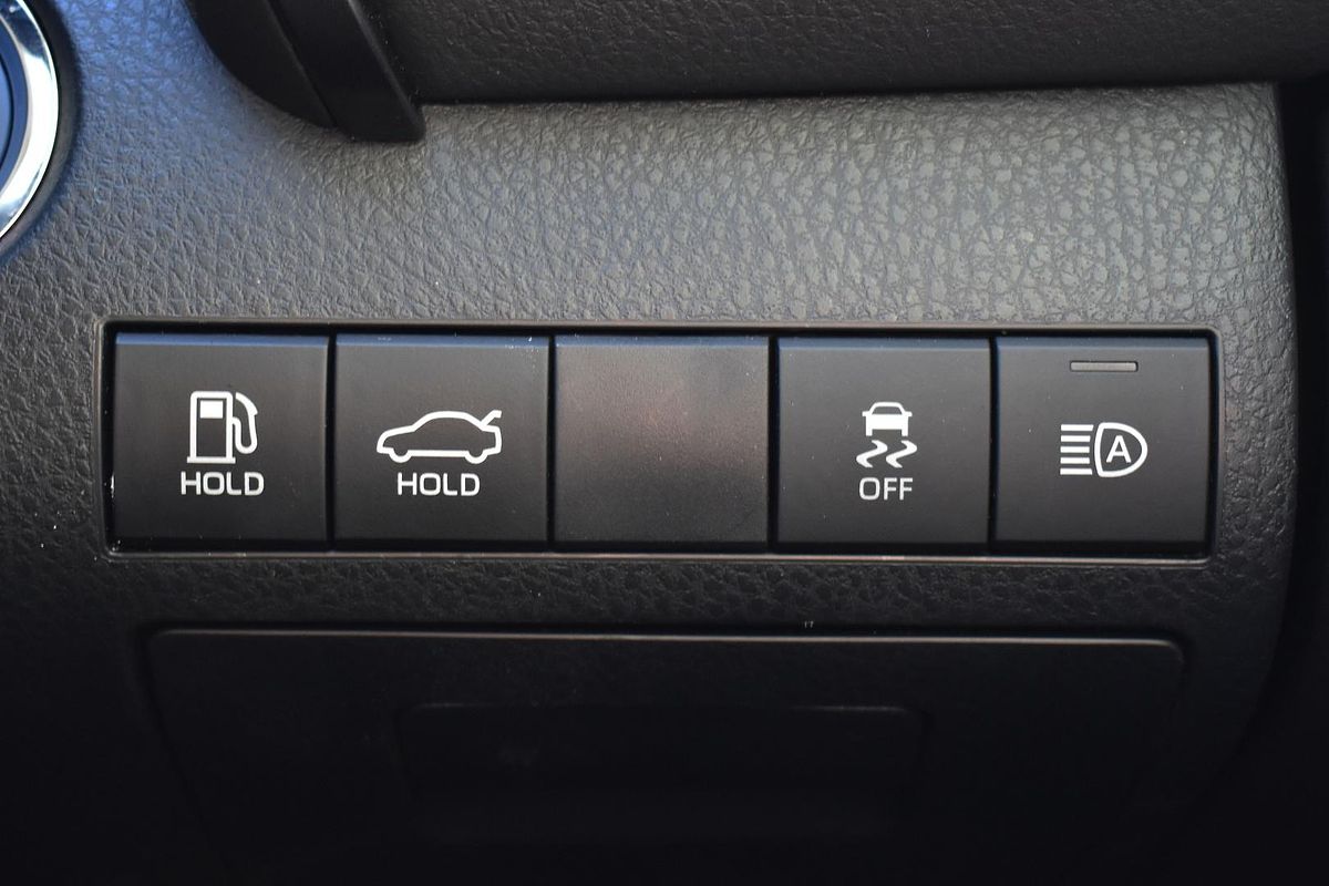 2024 Toyota Camry Ascent AXVH70R