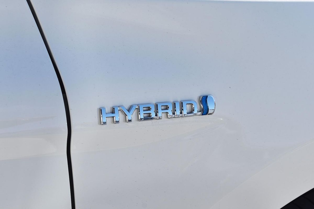 2024 Toyota Camry Ascent AXVH70R
