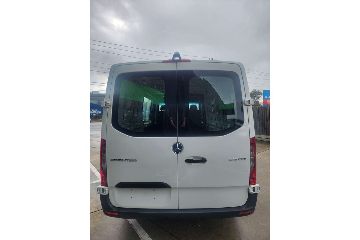 2020 Mercedes-Benz Sprinter 319CDI VS30