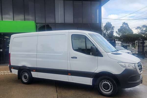 2020 Mercedes-Benz Sprinter 319CDI VS30