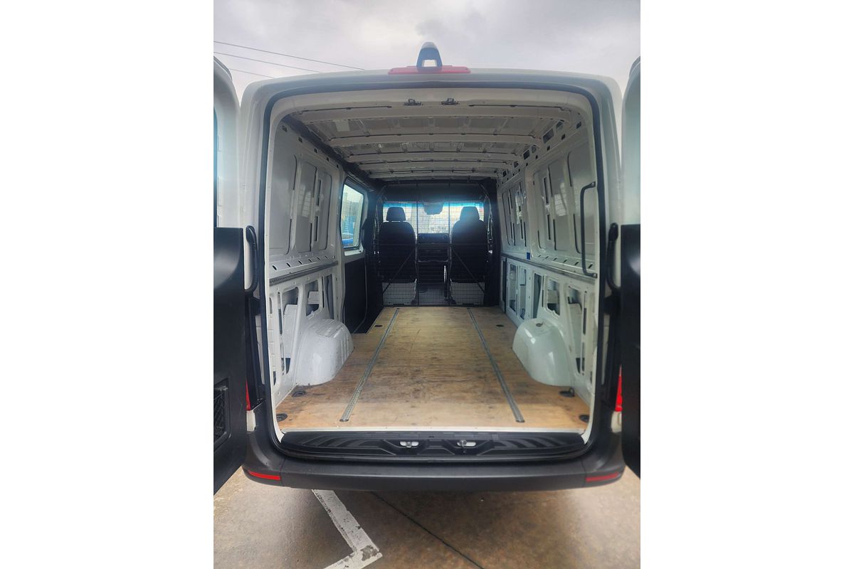 2020 Mercedes-Benz Sprinter 319CDI VS30